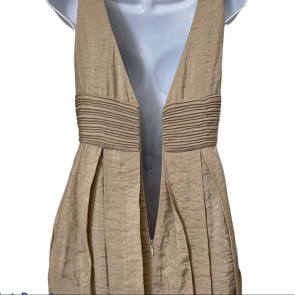 BCBGMaxAzria Dark Beige Beaded A-Line Cocktail Dress Size 2. - Picture 9 of 16